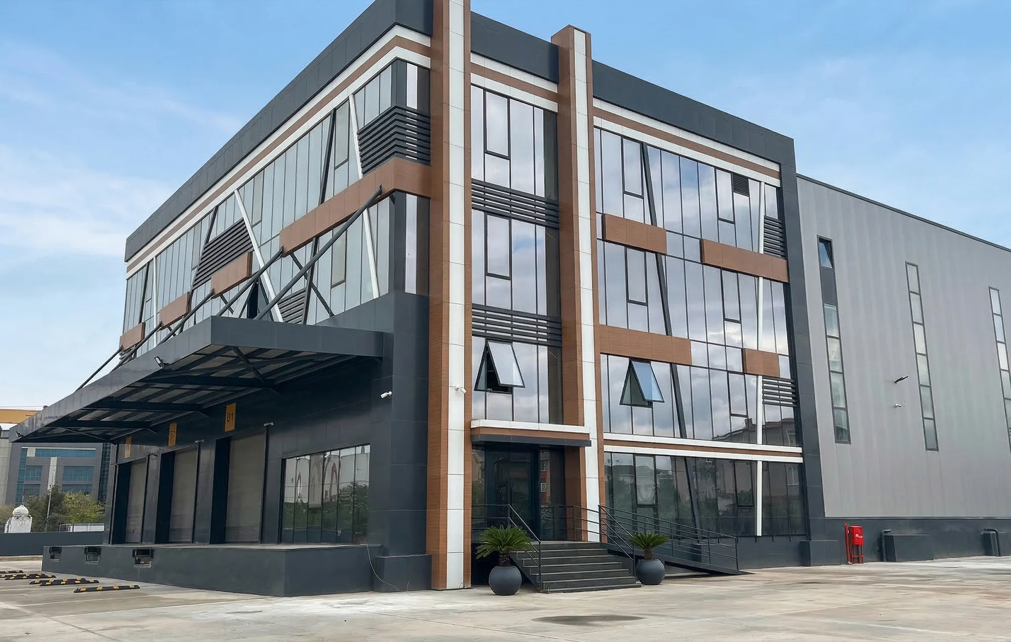 TK Tuzla Antrepo Tesisi